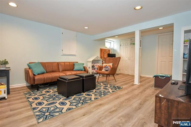 280 Morse Avenue, Wyckoff, NJ 07481
