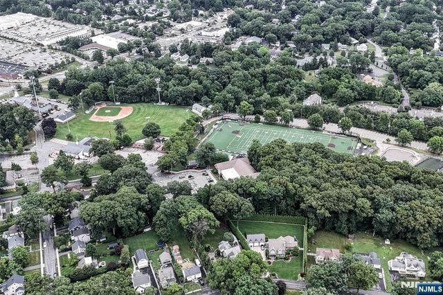 280 Morse Avenue, Wyckoff, NJ 07481