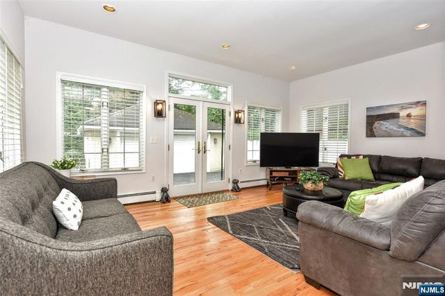 280 Morse Avenue, Wyckoff, NJ 07481