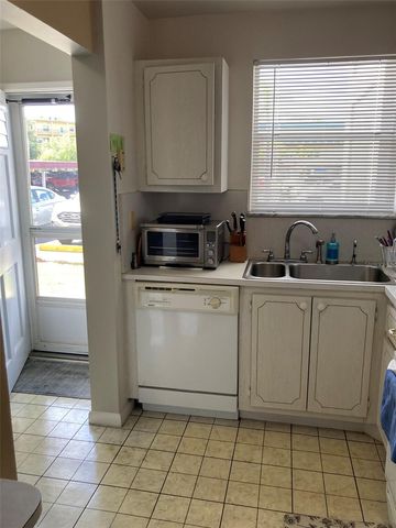 5660 80TH STREET N B107, St Petersburg, FL 33709