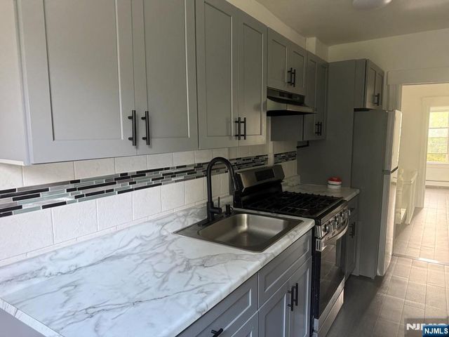 19 Mattlage Place 19B, Englewood, NJ 07631