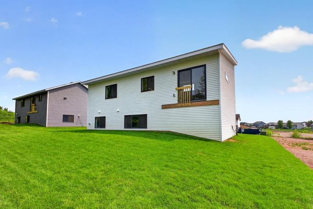 1146 Petersen Court NW, Stewartville, MN 55976