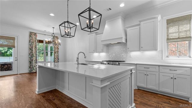 681 Arundell Street, Tuscaloosa, AL 35406