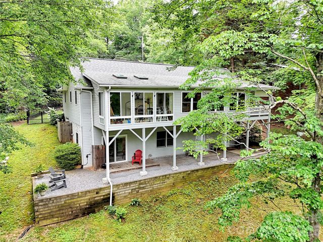 228 Crescent Drive, Lake Junaluska, NC 28745