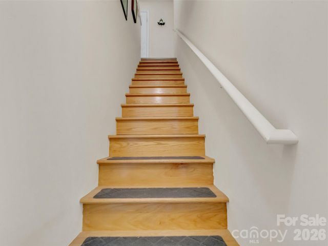 228 Crescent Drive, Lake Junaluska, NC 28745