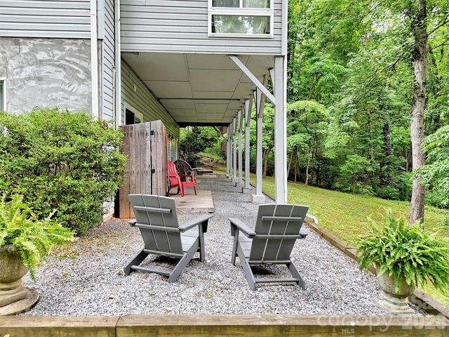 228 Crescent Drive, Lake Junaluska, NC 28745