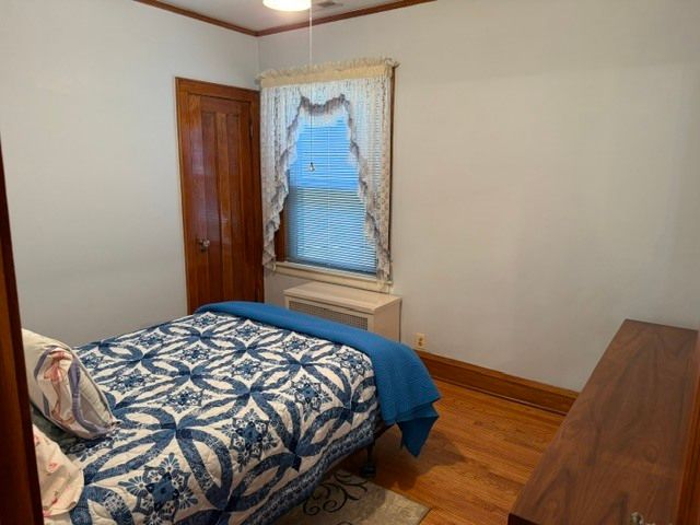 5330 W Melrose Street, Chicago, IL 60641