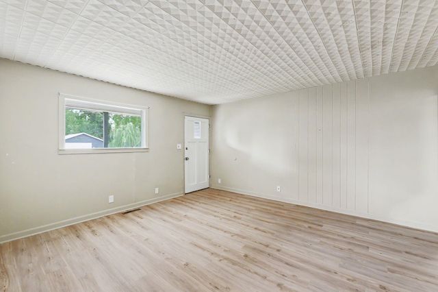 1616 E Funston, Wichita, KS 67211