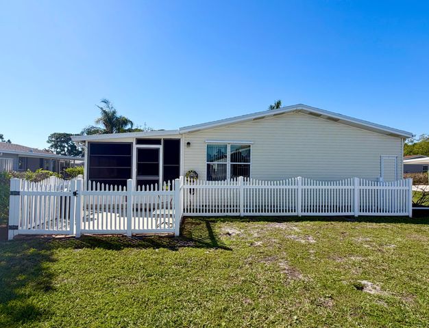 8181 14th Hole Drive, Port St. Lucie, Port St Lucie, FL 34952