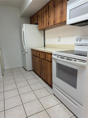13608 S VILLAGE DRIVE 8203, Tampa, FL 33618