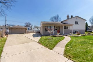 33112 Lynx Court, Westland, MI 48185