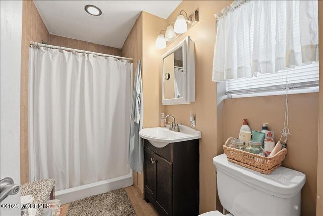 233 Broadway, Union Beach, NJ 07735