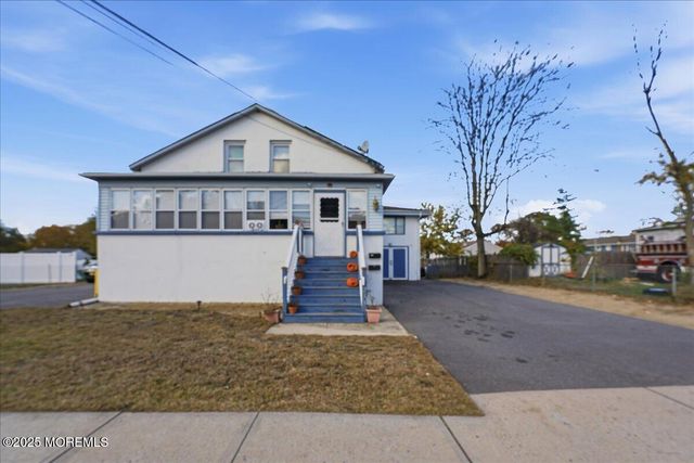 233 Broadway, Union Beach, NJ 07735