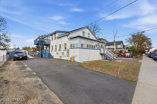 233 Broadway, Union Beach, NJ 07735