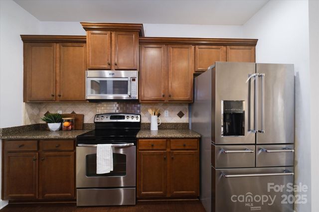 8928 Carneros Creek Road, Charlotte, NC 28214