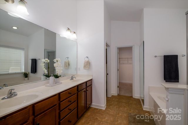 8928 Carneros Creek Road, Charlotte, NC 28214