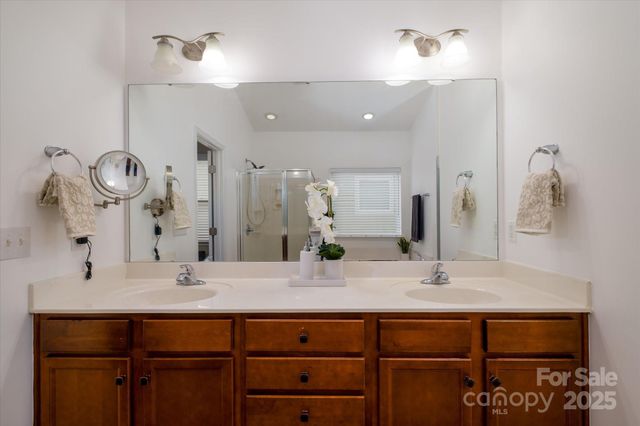 8928 Carneros Creek Road, Charlotte, NC 28214