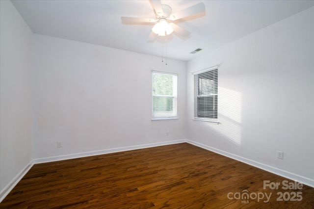 8928 Carneros Creek Road, Charlotte, NC 28214