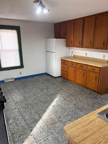 428 10th Avenue N, Saint Cloud, MN 56303