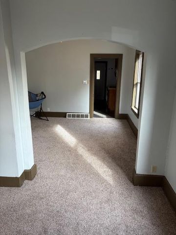 428 10th Avenue N, Saint Cloud, MN 56303