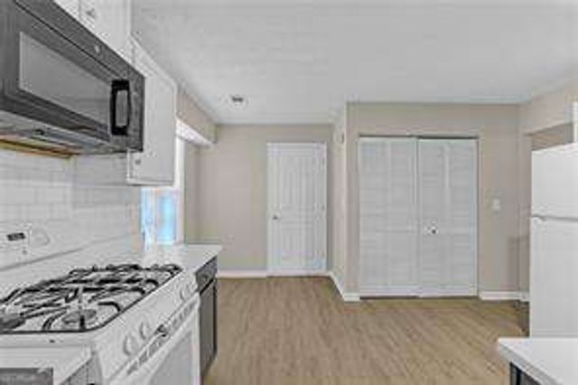 3497 Willow Tree Circle, Douglasville, GA 30135