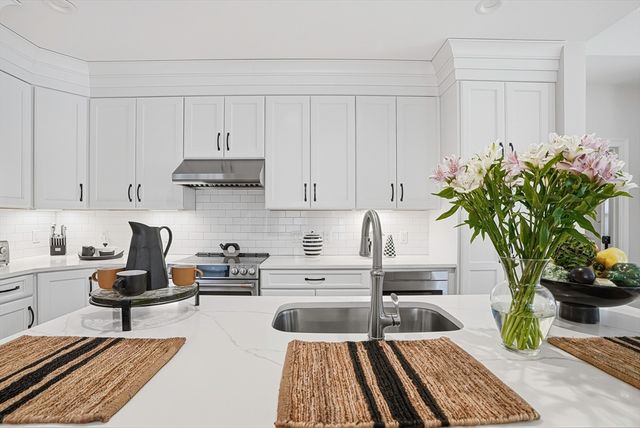 935 Main St 23, Shrewsbury, MA 01545