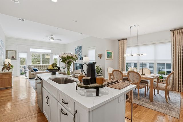 935 Main St 23, Shrewsbury, MA 01545