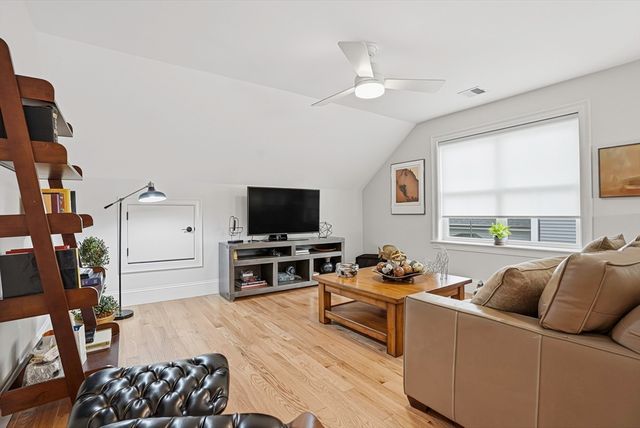 935 Main St 23, Shrewsbury, MA 01545