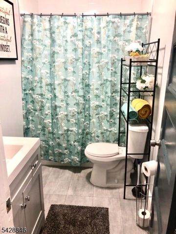 55 Morton Pl, East Orange City, NJ 07017