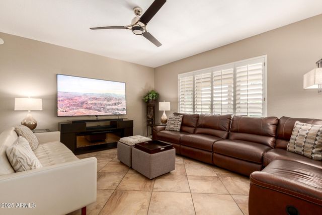 23323 N ARRELLAGA Drive, Sun City West, AZ 85375