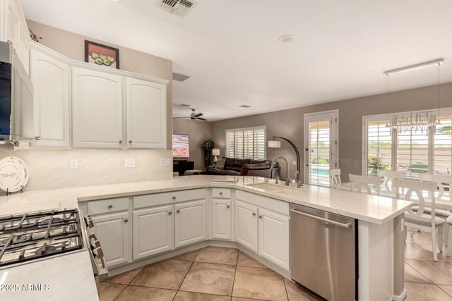 23323 N ARRELLAGA Drive, Sun City West, AZ 85375