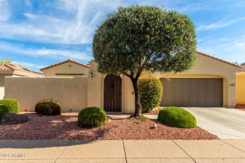 23323 N ARRELLAGA Drive, Sun City West, AZ 85375