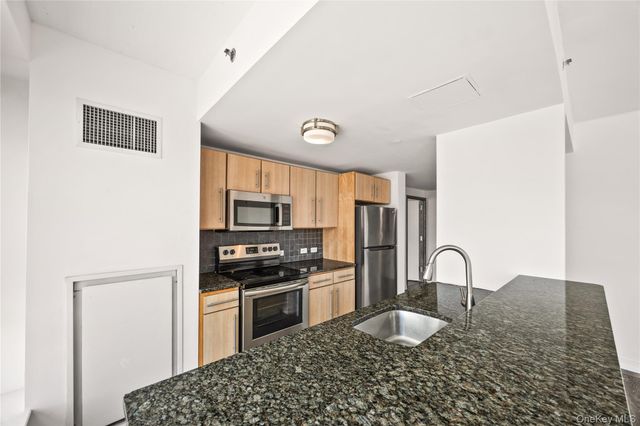 66 Main Street 307, Yonkers, NY 10701
