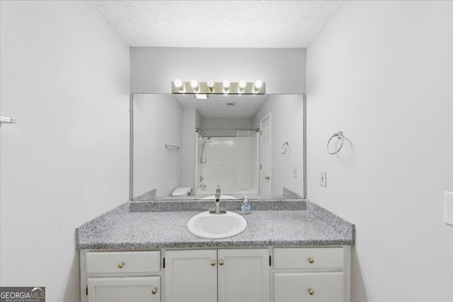 133 Carols Lane, Locust Grove, GA 30248