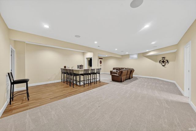 7515 Toscana Court, Granger, IN 46530