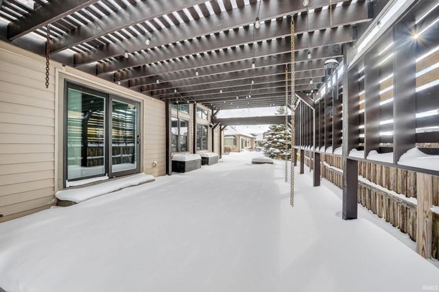 7515 Toscana Court, Granger, IN 46530