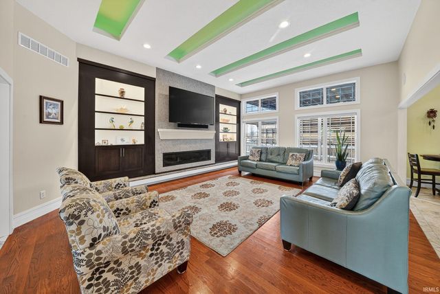 7515 Toscana Court, Granger, IN 46530