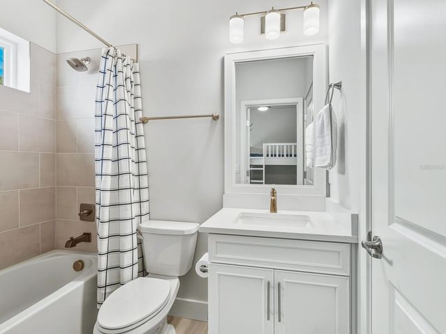 451 WINGFIELD DRIVE, Sarasota, FL 34237