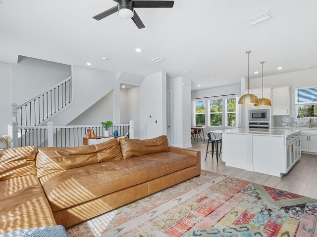 451 WINGFIELD DRIVE, Sarasota, FL 34237