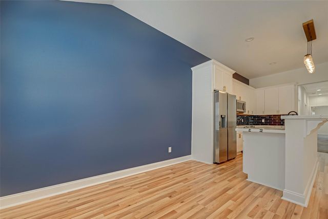 7339 Krueger Road B, Houston, TX 77033