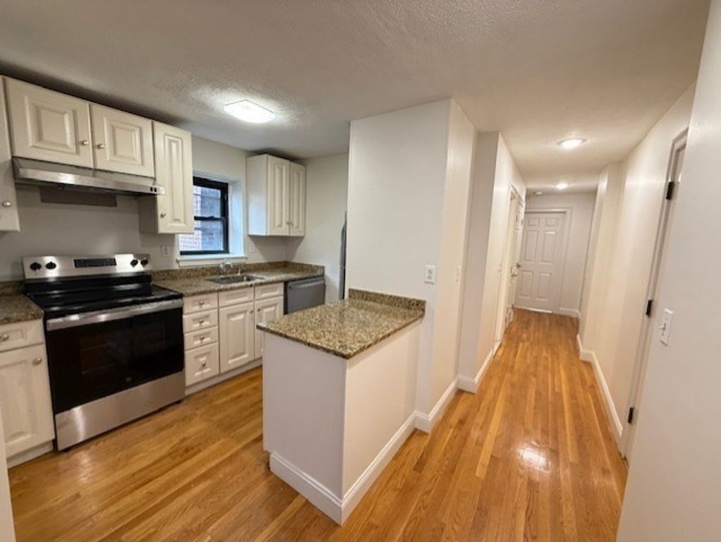 14 Cooper Street 302, Boston, MA 02113