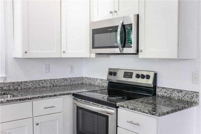 1609 Richmond AVE, Portsmouth, VA 23704