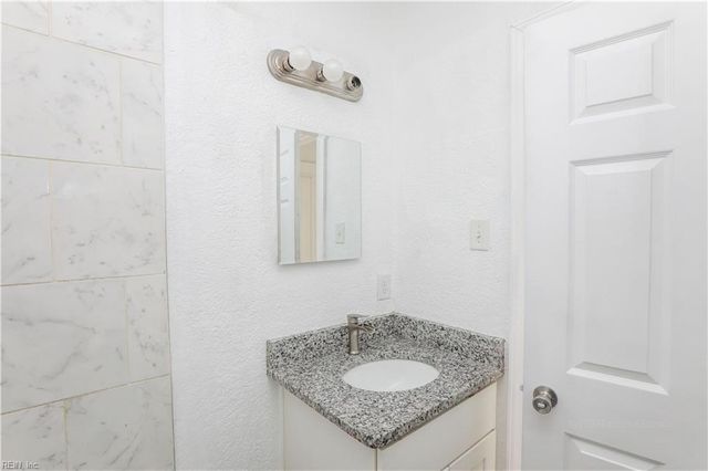 1609 Richmond AVE, Portsmouth, VA 23704