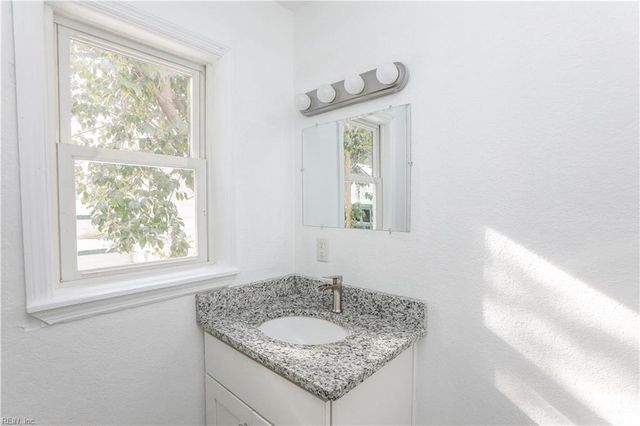 1609 Richmond AVE, Portsmouth, VA 23704