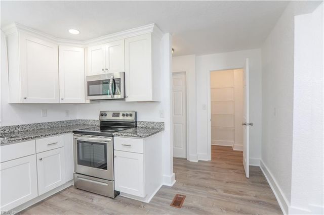 1609 Richmond AVE, Portsmouth, VA 23704