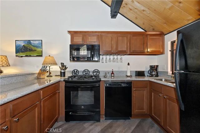 41935 Switzerland Drive 100, Big Bear Lake, CA 92315