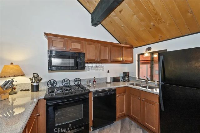 41935 Switzerland Drive 100, Big Bear Lake, CA 92315