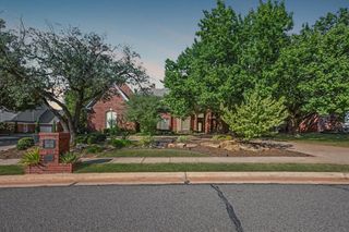 417 Hollowdale, Edmond, OK 73003