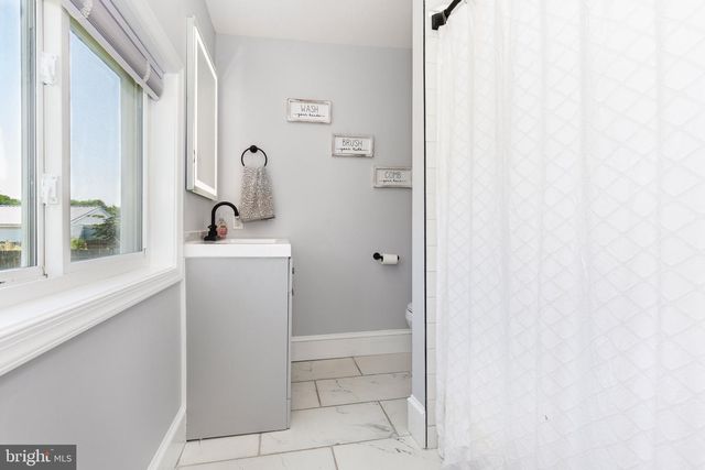7 HERSH AVE, Westminster, MD 21157