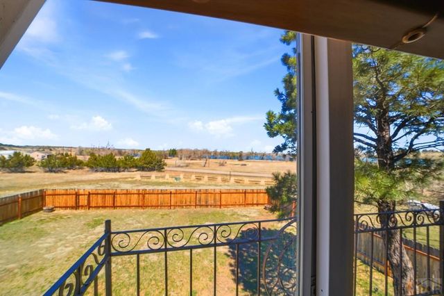 5753 Lake Beckwith Pl, Colorado City, CO 81019